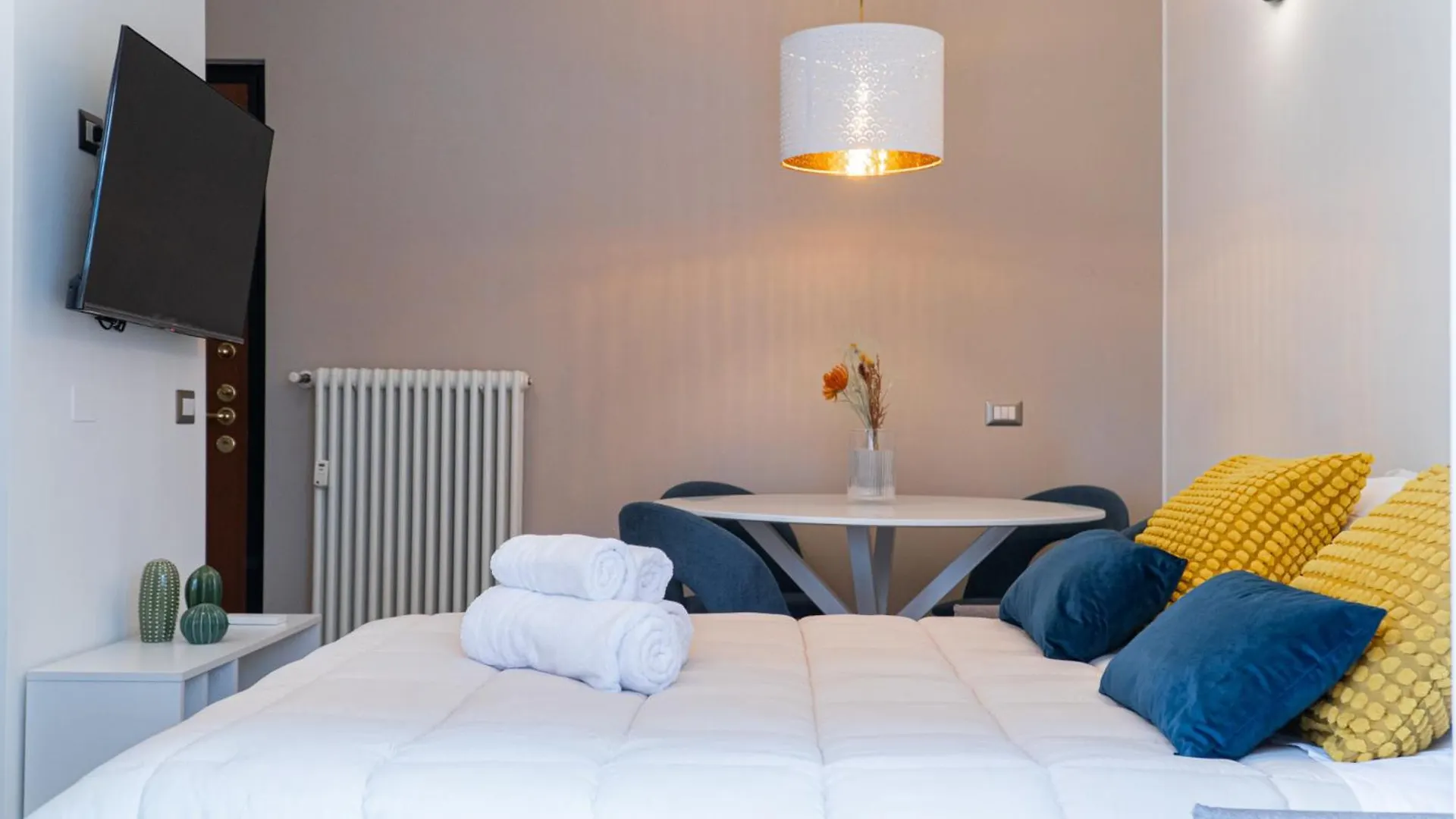 Milanosuite Citylife Sansiro Apartment Milan
